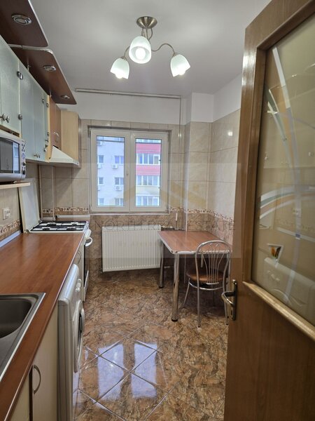 Tineretului, Piscului 13, apartament 2 camere de inchiriat bloc 77, 58 mp